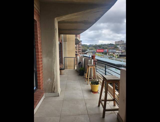 2 BEDROOM APARTMENT FOR SALE IN AUCKLAND PARK